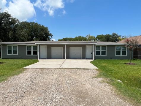 2110 14th Avenue N Texas City TX 77590