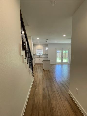 5314 Longmeadow Street B Houston TX 77033