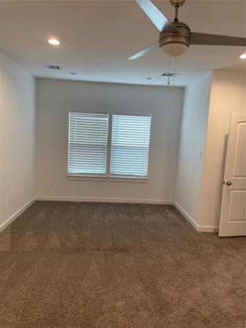 5314 Longmeadow Street B Houston TX 77033