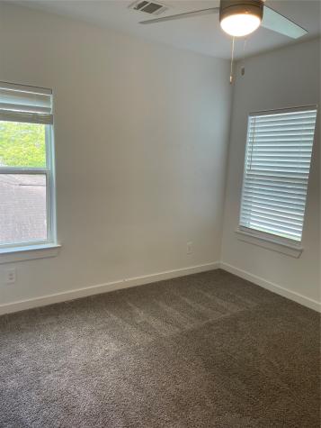 5314 Longmeadow Street B Houston TX 77033
