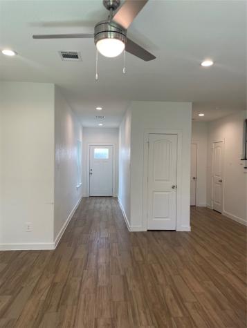5314 Longmeadow Street B Houston TX 77033