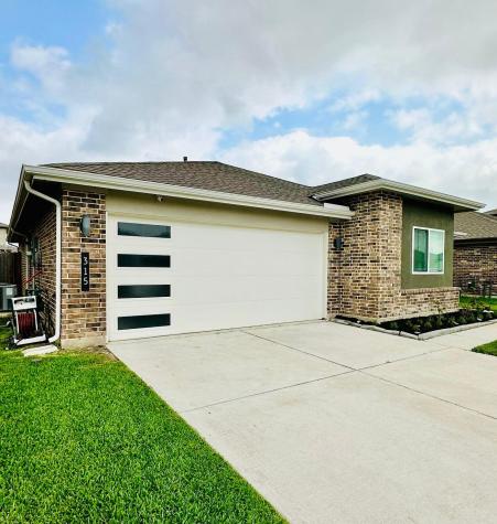 315 John House Lane Rosharon TX 77583