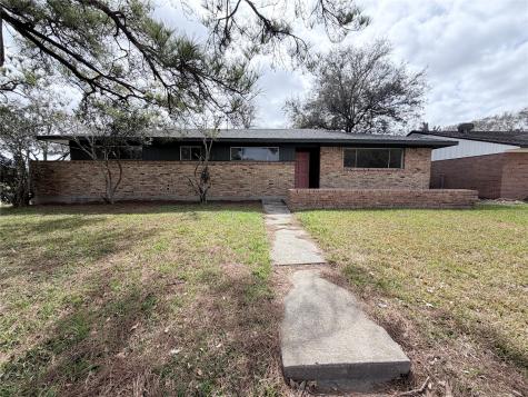 4103 Goulburn Drive Houston TX 77045