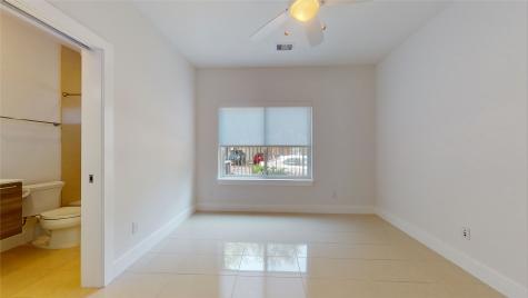 4109 Marina Street B Houston TX 77007