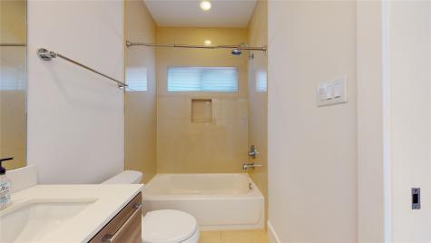4109 Marina Street B Houston TX 77007