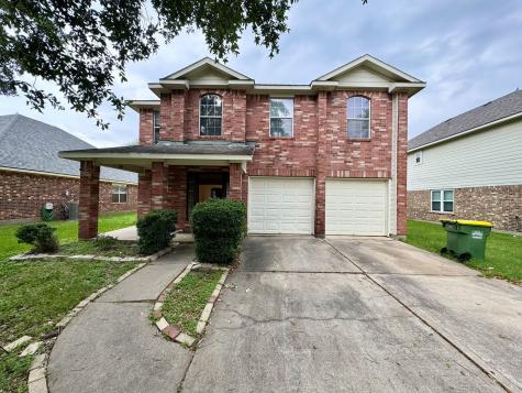 1910 Plum Falls Lane Pearland TX 77581