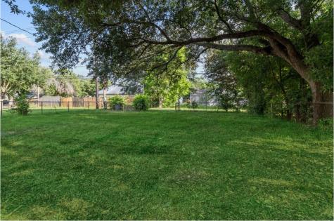 805 19th Avenue N Texas City TX 77590