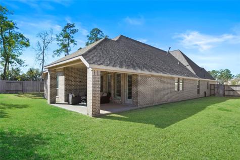 100 Wake Valley Court Conroe TX 77304
