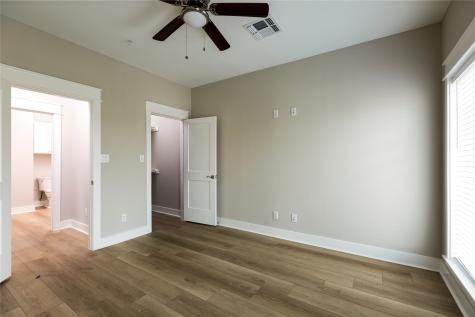 12 Evia Main Unit 2203 Street 2203 Galveston TX 77554