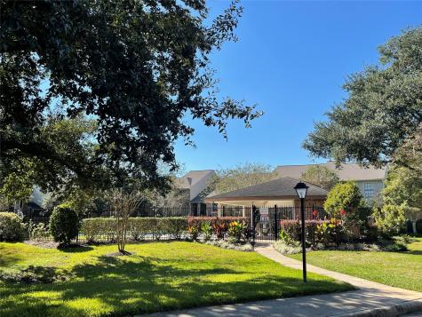 727 Bunker Hill Road 9 Houston TX 77024