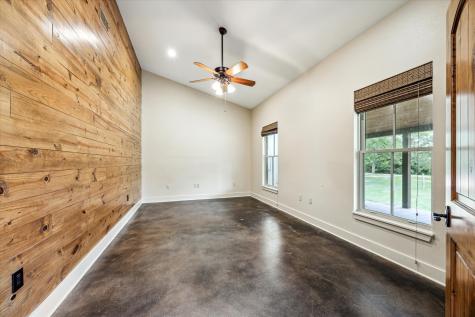 1661 Guenther Road La Grange TX 78945