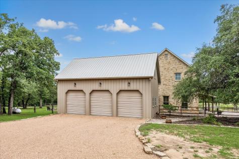 1661 Guenther Road La Grange TX 78945