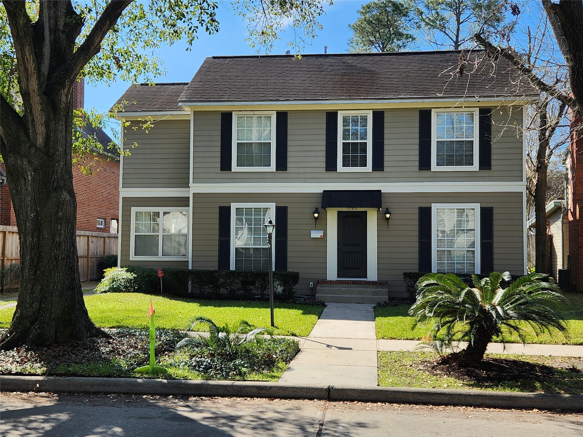 3129 Robinhood Street Houston TX 77005