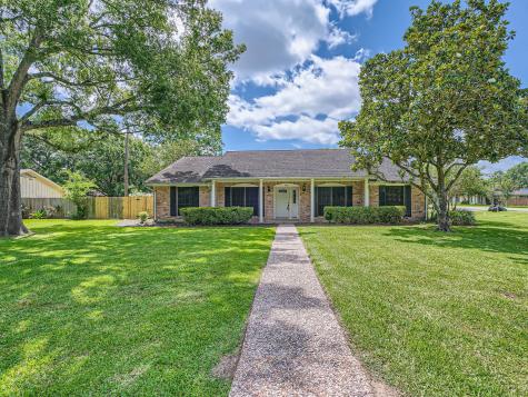 2607 Gun Powder Lane Pearland TX 77581
