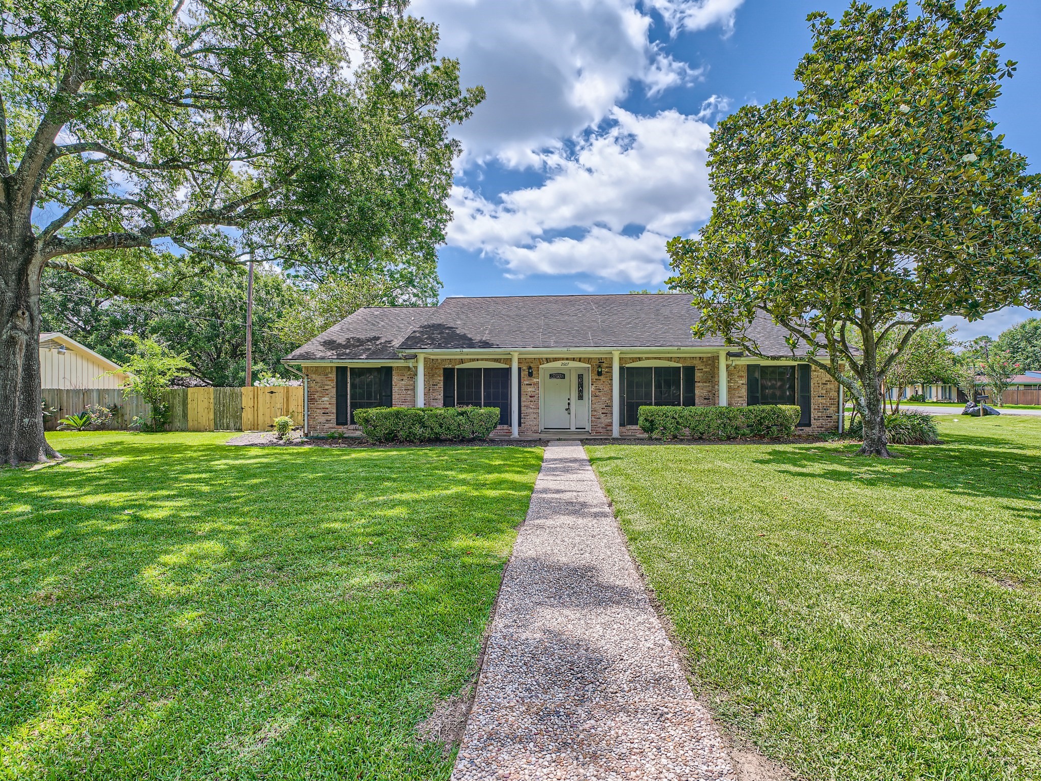 2607 Gun Powder Lane Pearland TX 77581