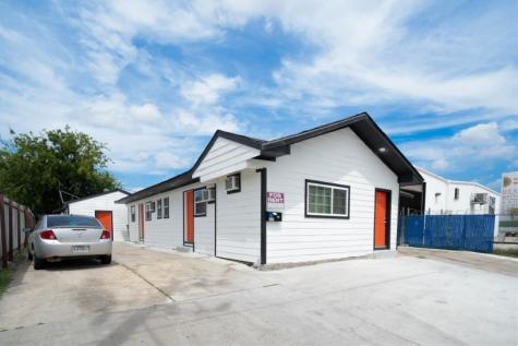 1426 Telephone Road 1bd Houston TX 77023