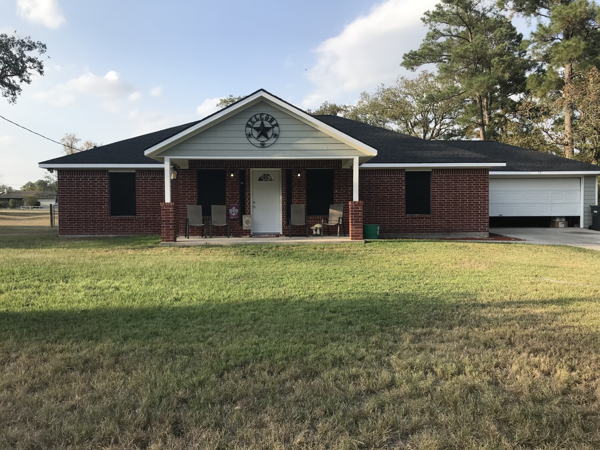 19 Forest Creek Drive Huntsville TX 77320
