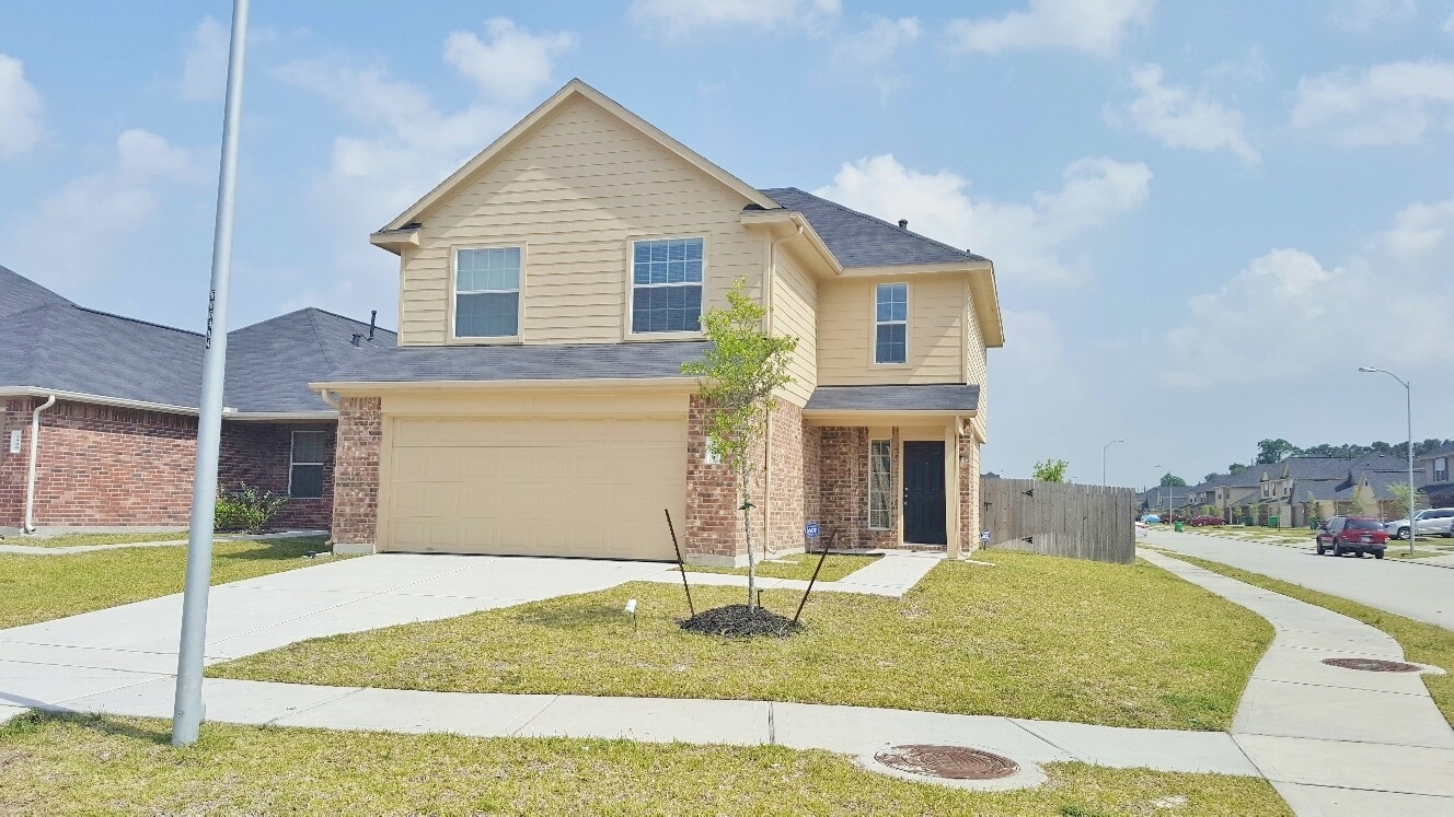 2402 Connors Path Court Houston TX 77073