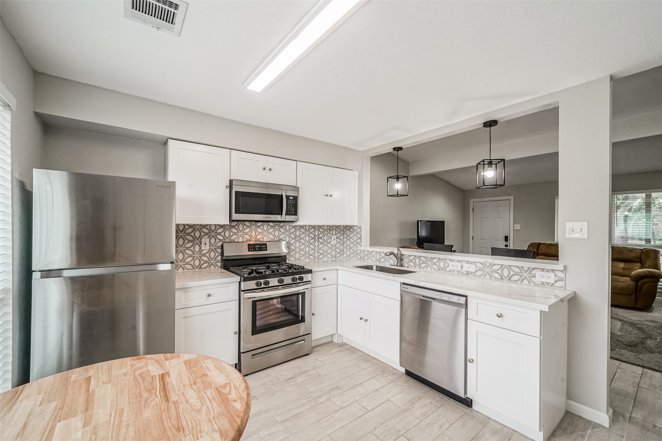 307 Floravista Drive Webster TX 77598
