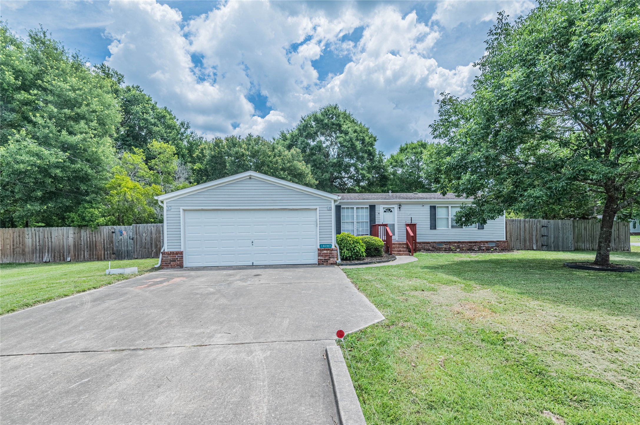 16287 Wrangler Avenue Conroe TX 77302