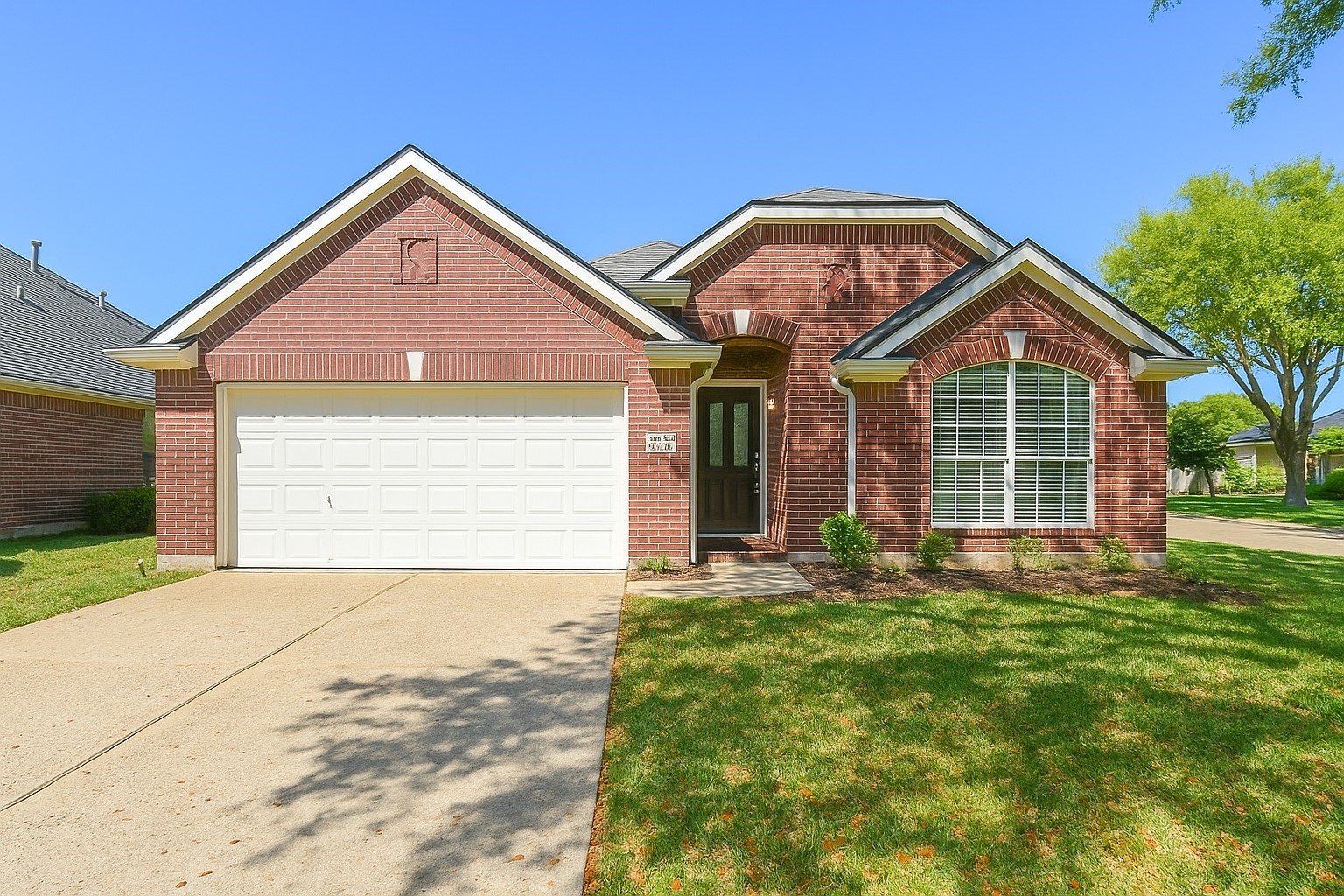 1811 Standing Oak Court Richmond TX 77406