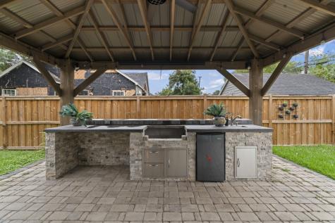 6426 Pinehurst Drive Houston TX 77023
