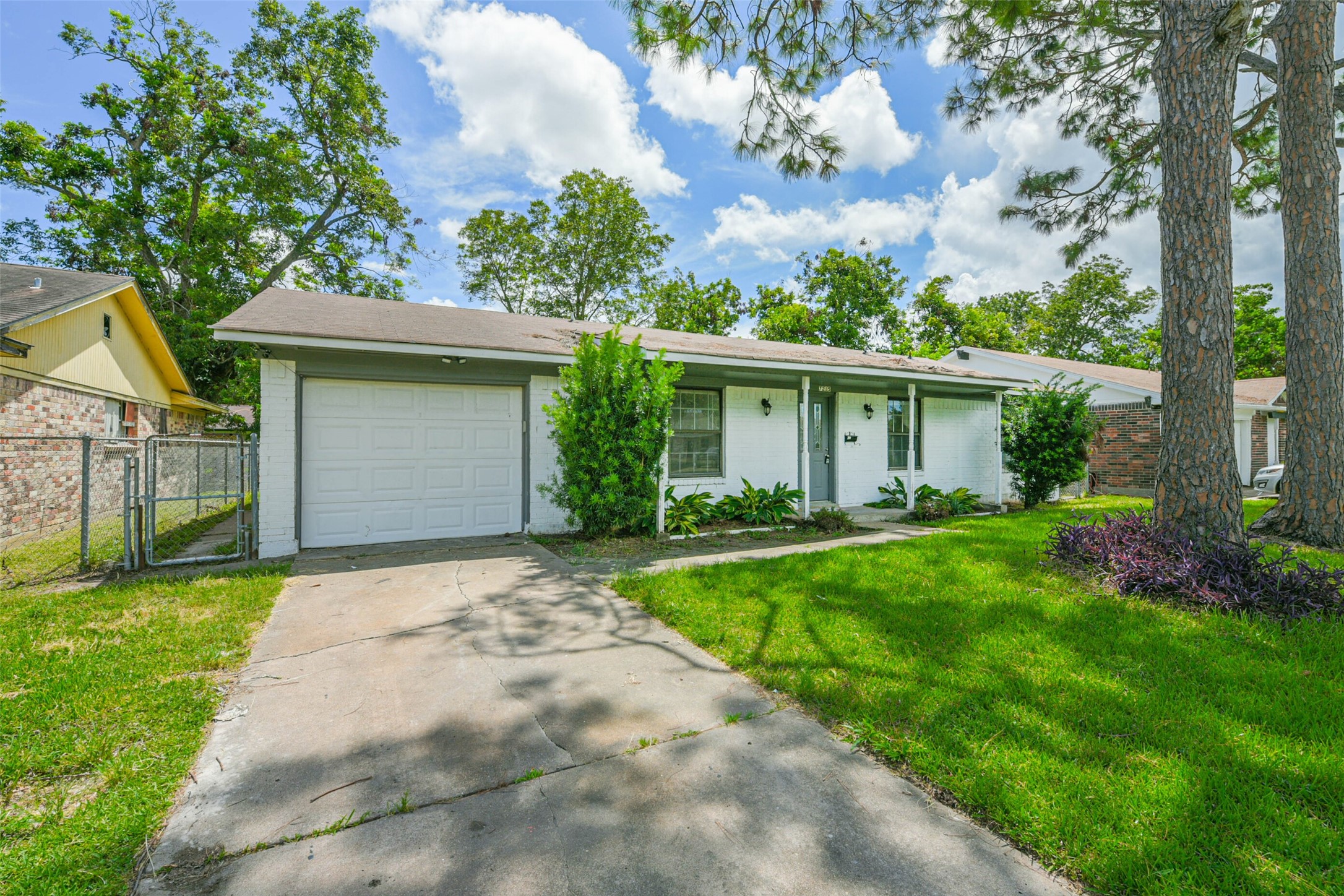 7215 Nightingale Circle Texas City TX 77591