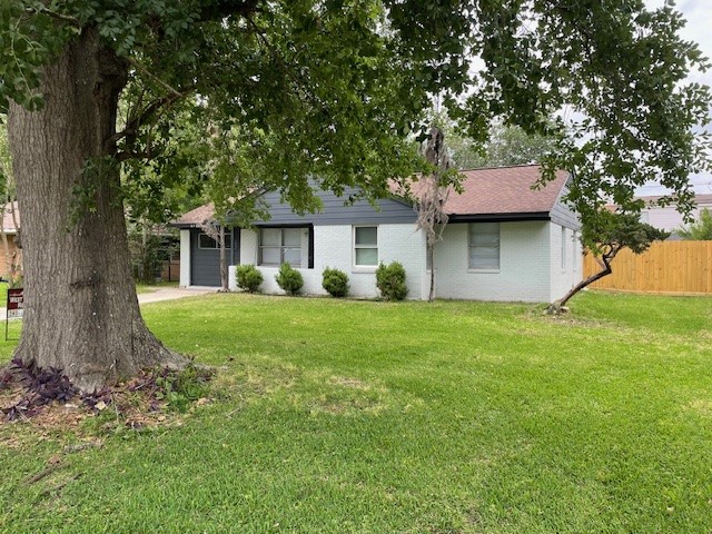 5723 Berry Creek Drive Houston TX 77017