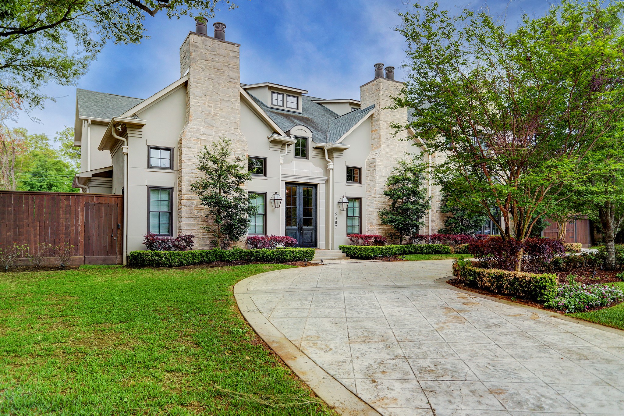 5307 Huckleberry Lane Houston TX 77056