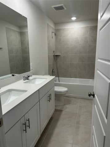 7131 Blue Oak Drive Conroe TX 77304