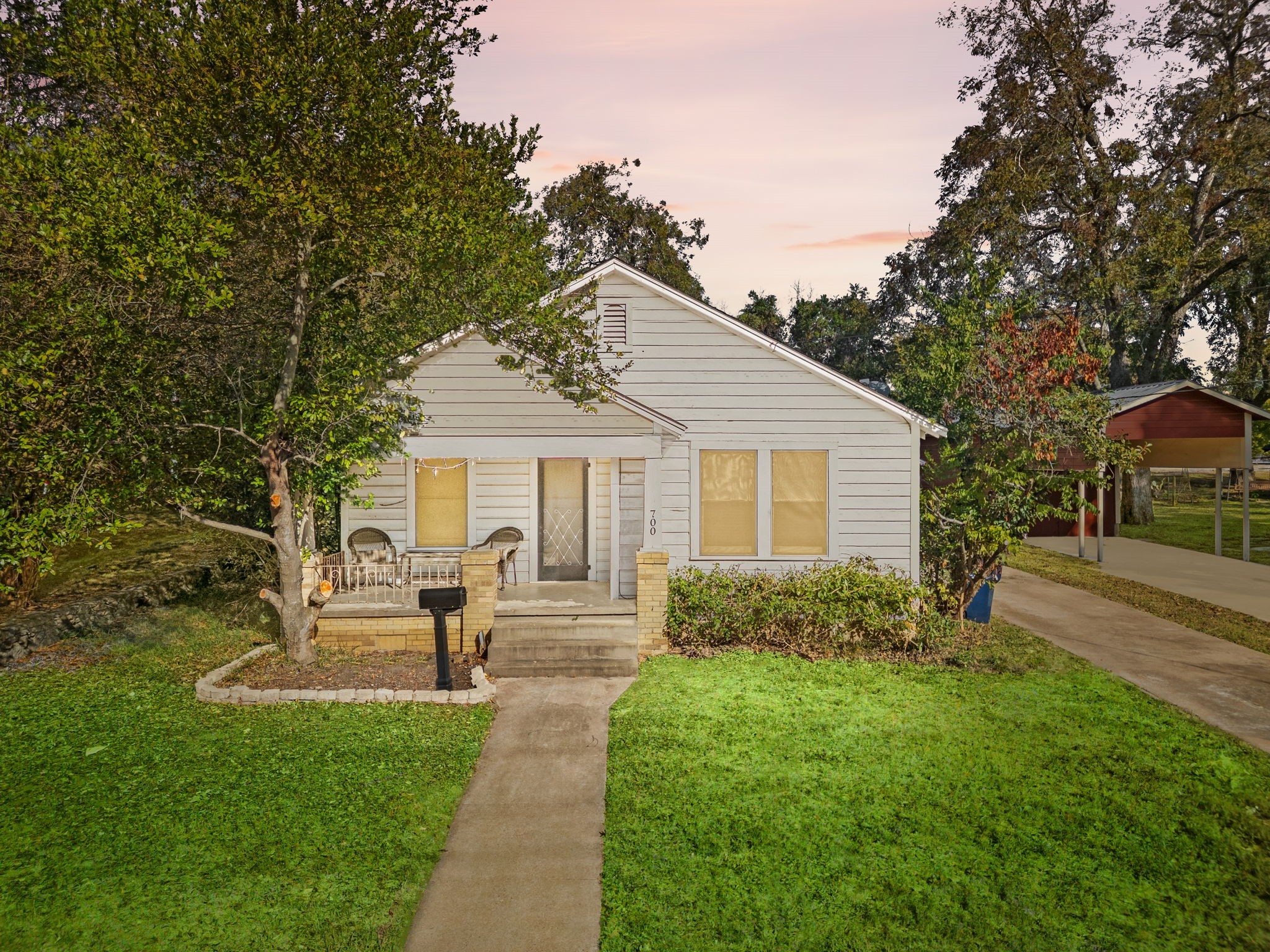 700 W Fifth Street Brenham TX 77833