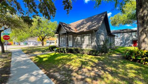 1133 Bayland Avenue Houston TX 77009