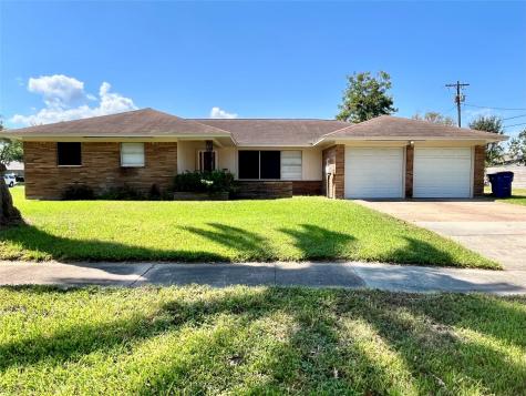 2005 2nd Street N Texas City TX 77590