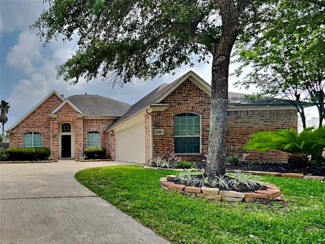 15006 Summer Villa Court Houston TX 77044