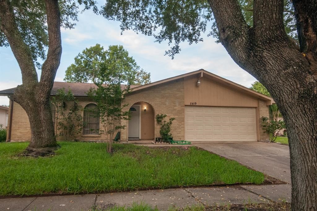 5419 Cairnleigh Drive Houston TX 77084