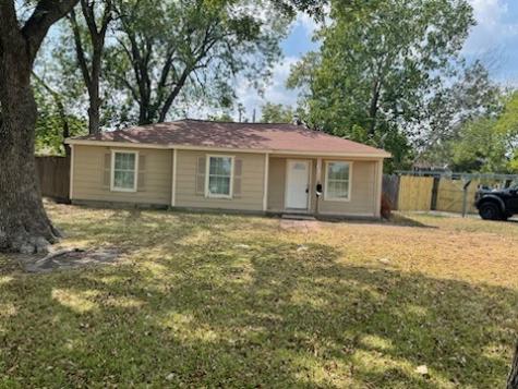 1316 Bernard Street Pasadena TX 77506