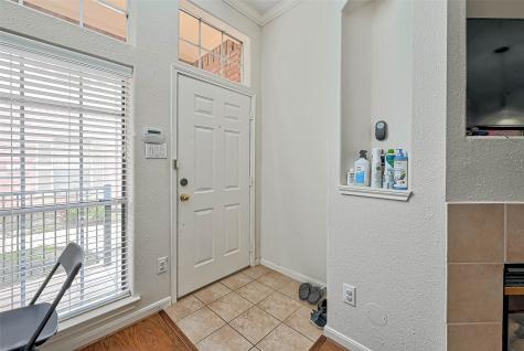 2710 Grants Lake Boulevard D6 Sugar Land TX 77479