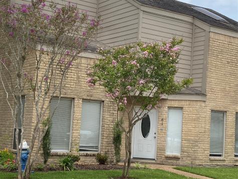 12625 Memorial Drive 61 Houston TX 77024
