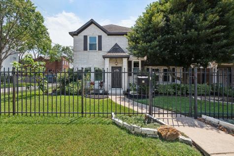5301 Blossom Street Houston TX 77007