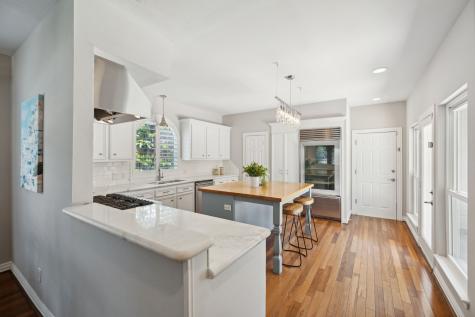 5301 Blossom Street Houston TX 77007