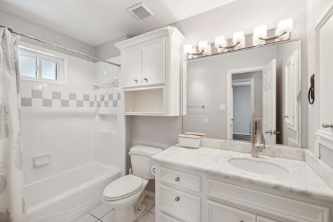 5301 Blossom Street Houston TX 77007