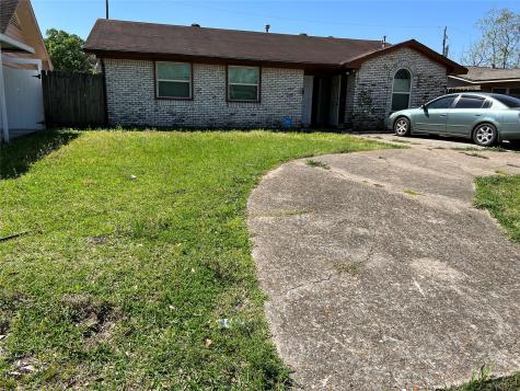 705 Harold Lane Baytown TX 77521