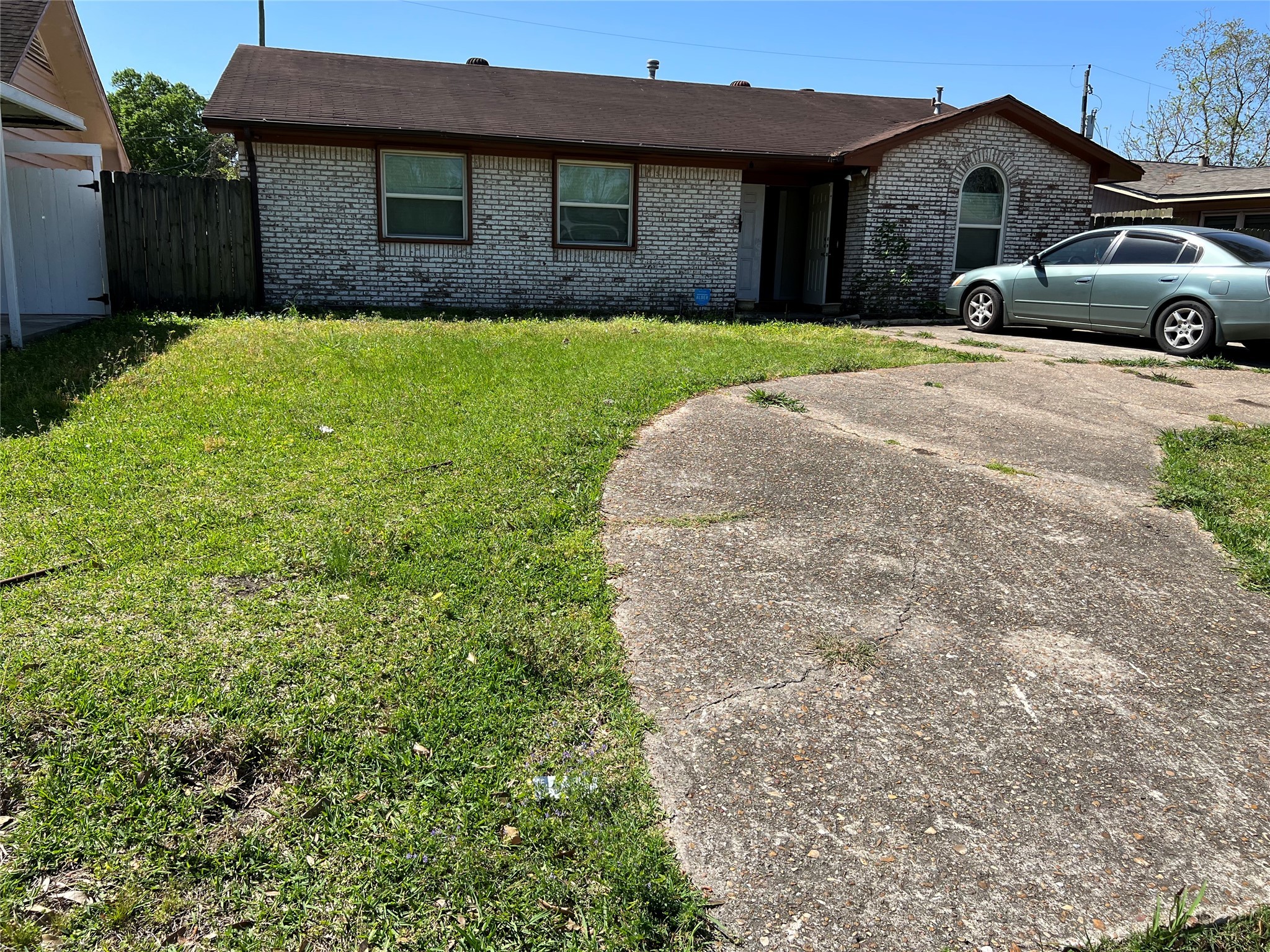 705 Harold Lane Baytown TX 77521