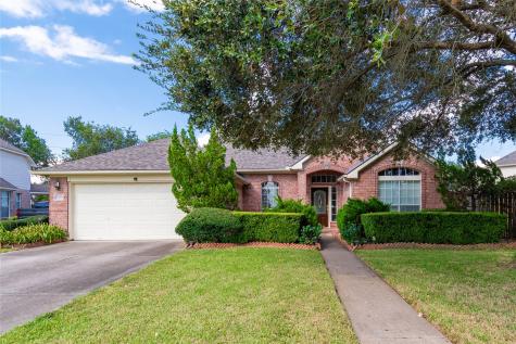 8401 Rayleine Drive Pearland TX 77584