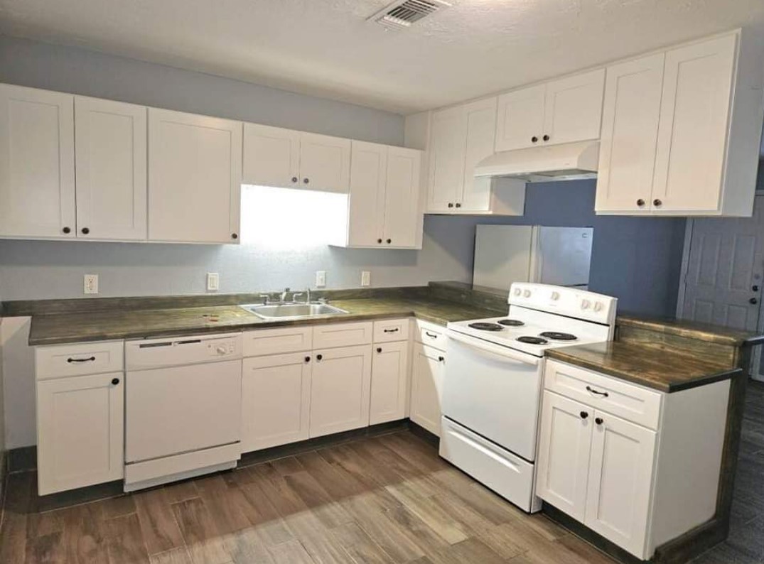 2000 Bahama Drive 5 Seabrook TX 77586