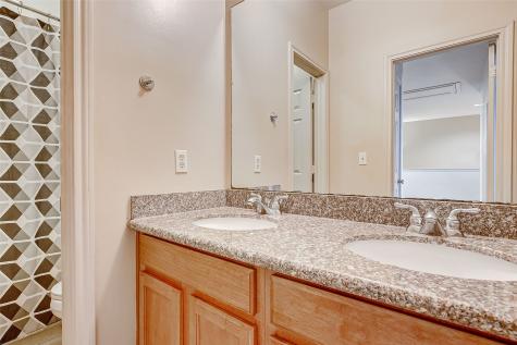 3742 E Ashford Villa Lane Houston TX 77082