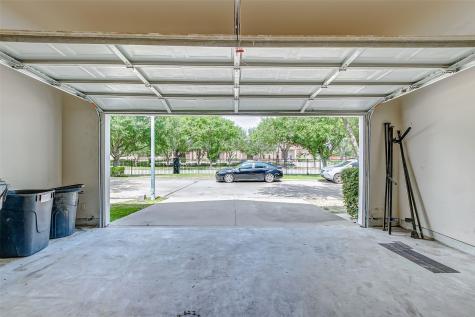 3742 E Ashford Villa Lane Houston TX 77082