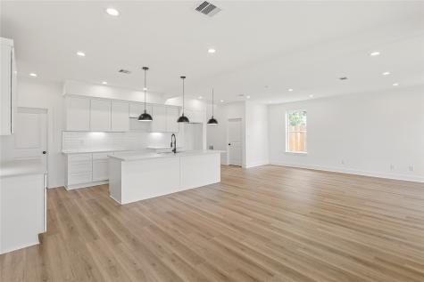 7413 Charlie Street Houston TX 77088
