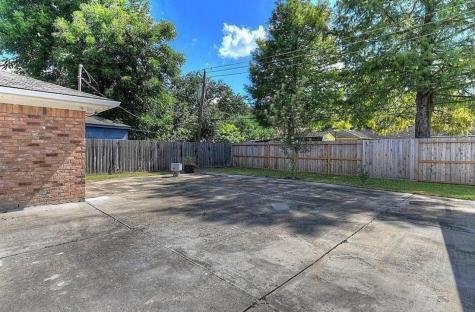 8831 Sandstone Street Houston TX 77036