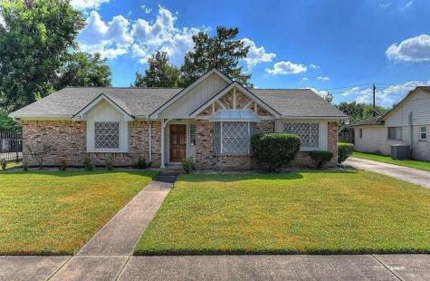 8831 Sandstone Street Houston TX 77036
